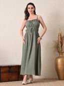 Olive color option, Sold out, Currently selected