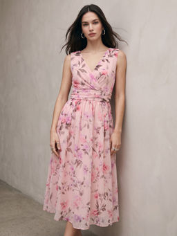 Outzidr - Women Pink Floral Printed Dress