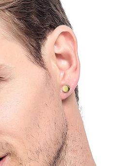 Peora - Gold Plated Round Shape Stud Earring