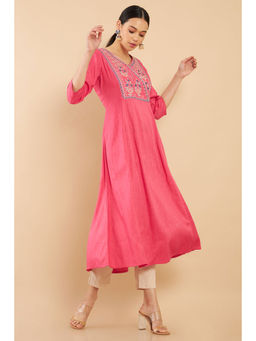 Soch - Pink Rayon Embroidered Flared Fit Kurta
