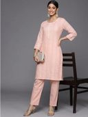 Peach color option, Sold out, Currently selected