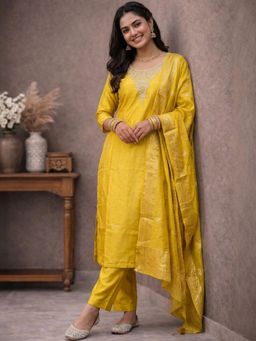 Gahan - Womens Roman Glass Hand Work Embroidery Kurta And Pant With Dupatta - Yellow