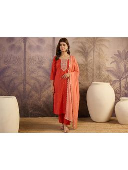 Gahan - Women Roman Silk Embroidered Kurta And Pant With Dupatta - Orange
