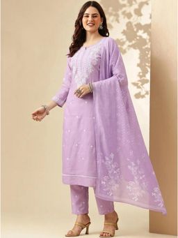 Gahan - Womens Embroidered Kurta With Pant And Dupatta - Lavender