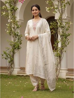 Gahan - Womens Roman Glass Work Embroidered Kurta And Pant With Dupatta - White