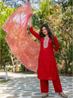 Gahan - Womens Embroidered Kurta With Pant And Dupatta - Red