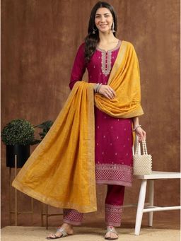 Gahan - Womens Embroidered Kurta With Pant And Dupatta - Maroon