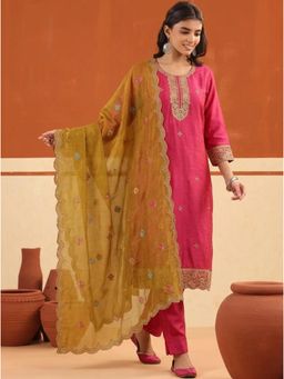 Gahan - Roman Shimmer Kurta & Pant With Contrast Vichitra Dupatta - Pink