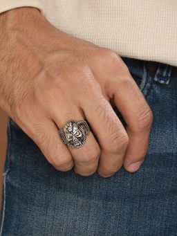 Priyaasi - Bold By Priyaasi Snaky Skull Silver-Plated Ring for Men