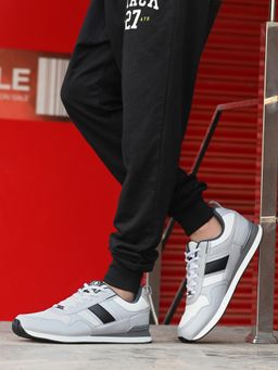 Off Limits - NOVA B&T Men Sneakers