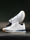 White color option, Sold out, Currently selected