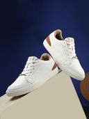 Off White color option, Currently selected