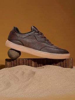 Off Limits - BOMBA B&T Sneakers For Men