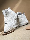 White color option, Currently selected