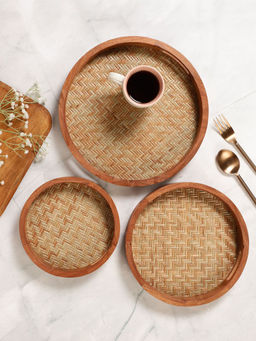 VarEesha - Hand-Made Bamboo Base Acacia Wood Round Chatai Trays