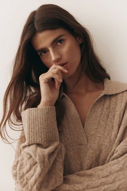 H&M - Women Beige Cable-Knit Polo Jumper