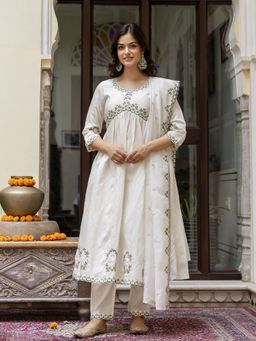 Trendmalls - Off White Kurta with Pant and Dupatta