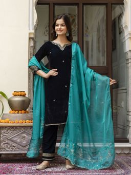 Trendmalls - Blue Kurta with Pant and Dupatta