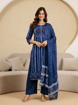 Trendmalls - Embroidered Blue Kurta with Pant and Dupatta