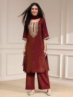Trendmalls - Maroon Floral Kurta with Pant and Dupatta