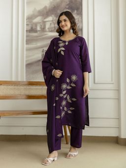 Trendmalls - Purple Thread Work Kurta with Pant and Dupatta