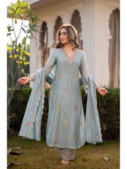 FAST FASHIONS - Blue Embroidered Straight Kurta with Pant and Dupatta