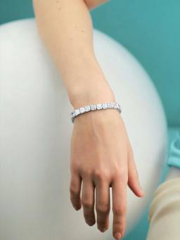 MISS JO - Square Shaped Solitaire Tennis Bracelet