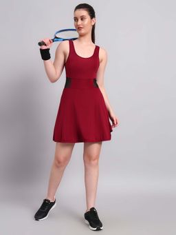 CLOTHWIK - Maroon Solid Fitted Fit Bodysuit