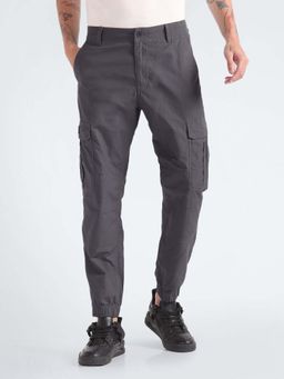 Tommy Hilfiger - Relaxed Fit Solid Mid Rise Cargo Joggers- Grey