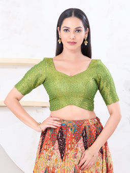VAMAS - THE DESIGNER BLOUSES - Women Green Sweetheart Neck Padded Stitched Saree Blouse