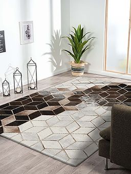 OBSESSIONS - Cream Geometrical Polypropylene Jute Backing Carpet
