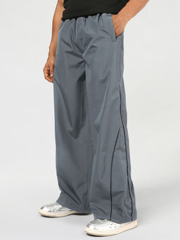 Bewakoof - Men Grey Oversized Parachute Pants