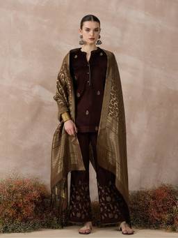 STADO - Brown Embroidered Work Kurta with Pant and Dupatta