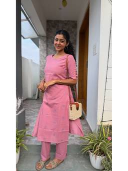 Vastara TheLabel - Handloom Cotton In Pink Kurta with Pant