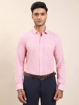 Turtle - Men Pink Printed Formal Shirt