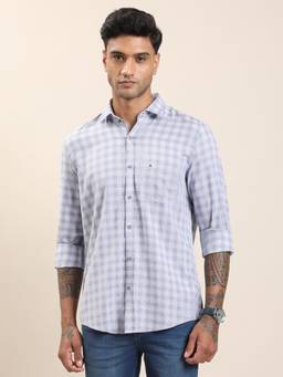 Turtle - Men Blue Checks Casual Shirt