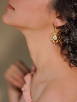 Divas Mantra - 92.5 Sterling Silver Center Point Earrings with Rainbow Moon Stone