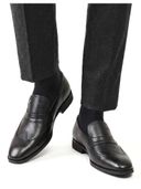 Black color option, Sold out, Currently selected
