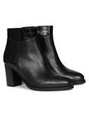 Black color option, Sold out, Currently selected