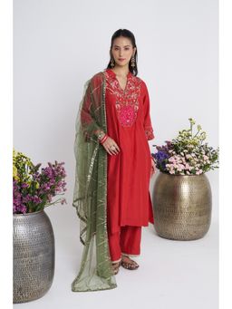 Siyona by Ankurita - Tanabana Kurta with Pant and Dupatta (Set of 3)