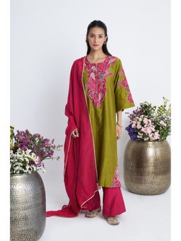 Siyona by Ankurita - Hara Bootedaar Kurta with Pant and Dupatta (Set of 3)