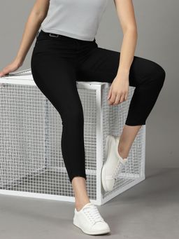 SHOWOFFFF - Women's Stretchable Clean Look Black Slim Fit Jeans