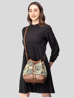 HAMELIN - The Bucket Bag - Green Maple