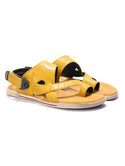 WOODLAND - Men Snaype Yellow Casual Sandals