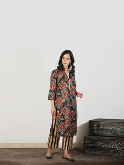Spring Soul - Multicolored Floral Printed Cotton Straight Kurta