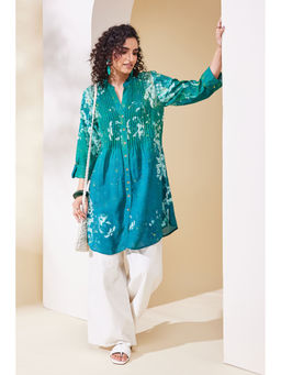 Biba - Women Green Viscose Rayon Straight Kurti