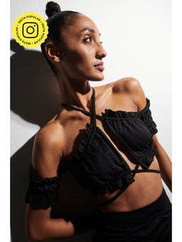 SOTBELLA - Black Ruched Crop Top