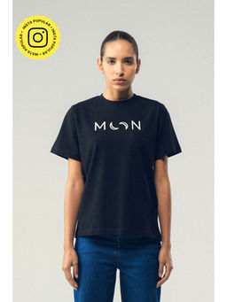SOTBELLA - Black Moon Text Print T-Shirt