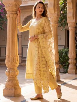 Vaamsi - Women Yellow Organza Floral Embroidered Straight Kurta Trouser with Dupatta (Set of 3)