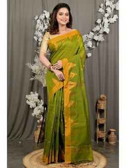 DipDiya - Women Daypi Green Cotton Blend Bengali Handloom Saree without Blouse